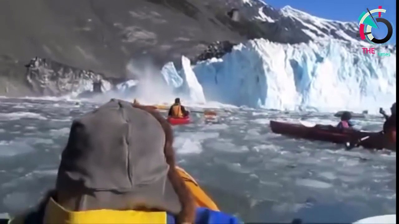 AMAZING Massive Icebergs Caught on Camera   BEST Massive Icebergs Compilation ✔P42