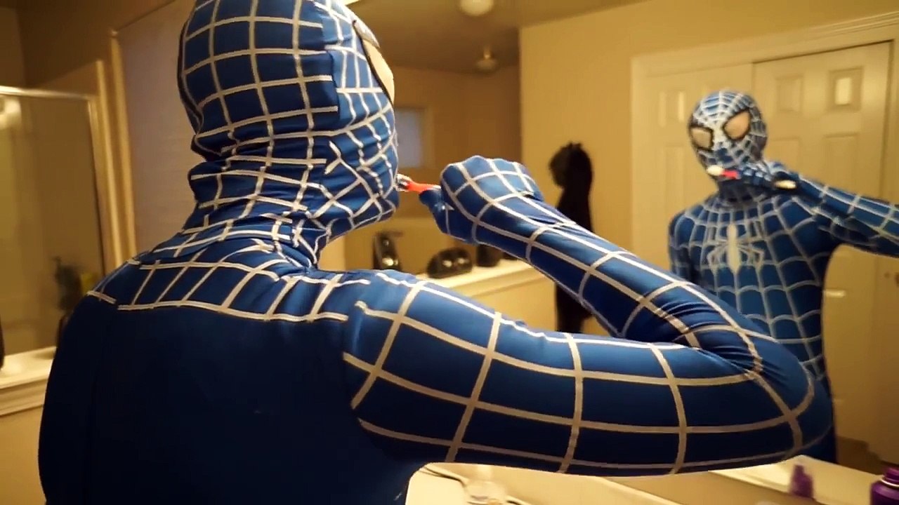 The Amazing Blue Spiderman vs Venom - Real Life Superhero Movie