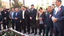 Vefatının 8. Yılında Merhum Yazıcıoğlu'nun Sevenleri Kabri Başına Koştu