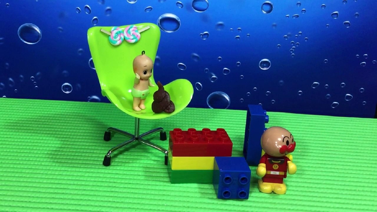 Anpanman Animation Stop Motion Lego: Toilet Training with Doraemon あんぱんまんおもちゃアニメねんどでウンコを作っ