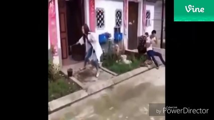 deos - Prank chinese 2017 can't stop laugh