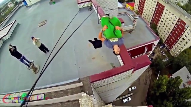 ランドローバー ディスカバリースポーツ HSE 中古車試乗インプレッション　LAND ROVER DISCOVERY SPORT HSE かっこいい.様々なスポーツの超人たち! ↓