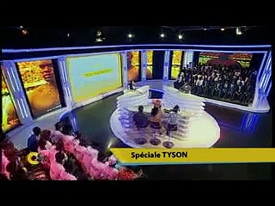émouvante- TYSON, son père et sa mère parlent pour la 1er fois à la télé. Regardez sa réaction