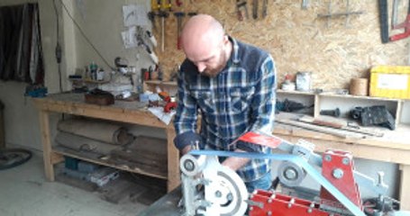 Bıçak Ustası Yusufeli'nde Yaptığı Tasarımları Dünyaya Satıyor