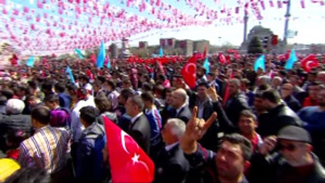 MHP Genel Başkanı Devlet Bahçeli: Cahil Desem Değildir, Bildiğim Kadarıyla Okuması Yazması Vardır.
