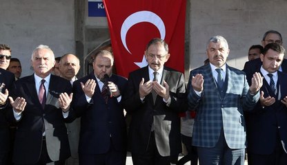 BAKAN  ÖZHASEKİ :   “KAYSERİ BELEDİYECİLİĞİ DİLLERE DESTAN”