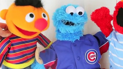 Cookie Monster New Clothes With Sesame Street Elmo, Ernie and Cookie Monster Dress Toys