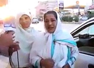 PM Nawaz Apni Nokrani Ko Kitne Salary Dete Hain