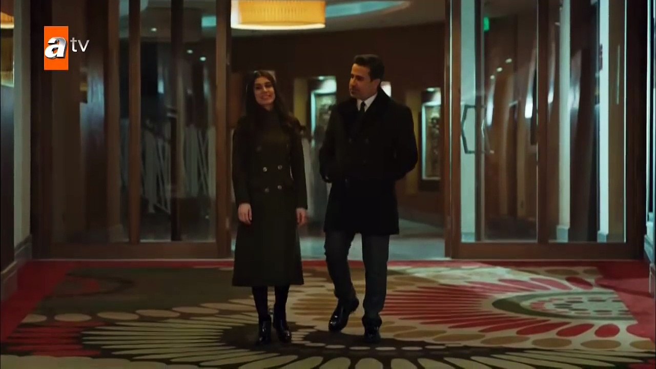 Bariz bir şekilde beni kıskandın... - Aşk ve Mavi 14. Bölüm - atv