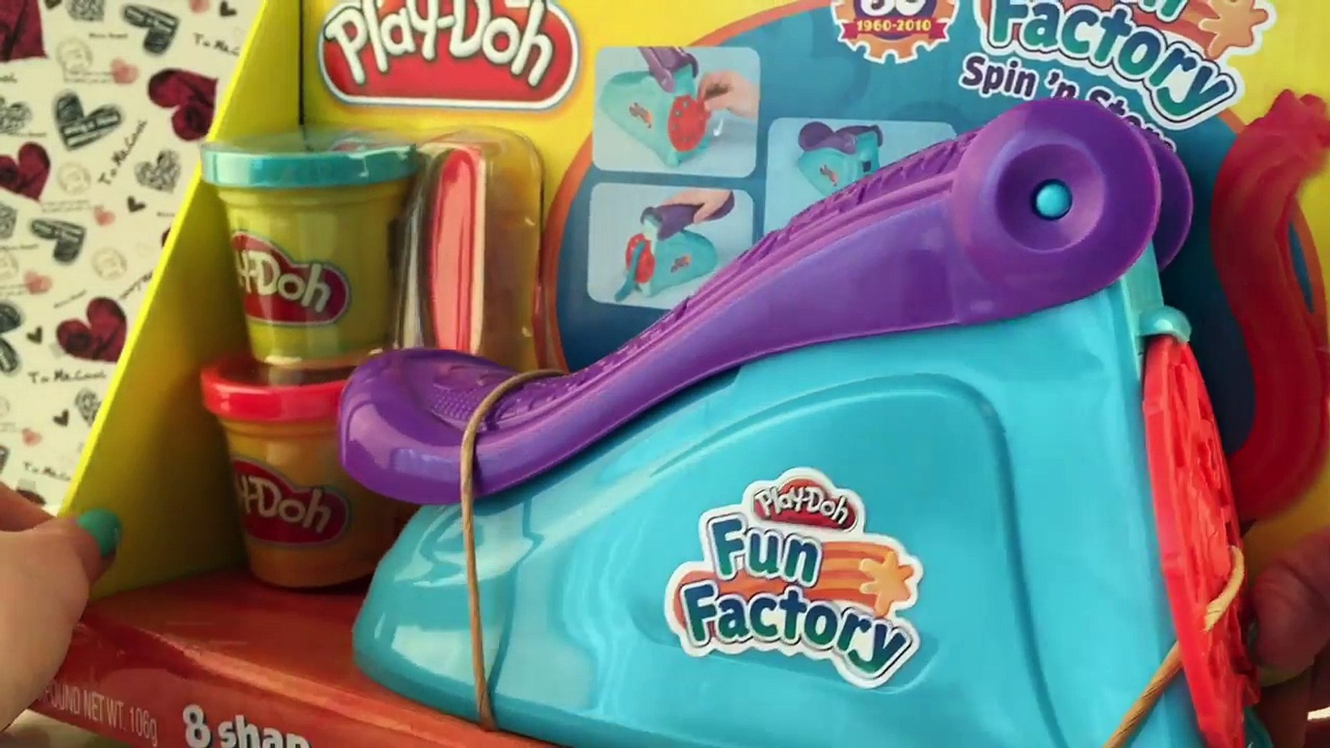 ⁣Play Doh Spin ‘n Store Fun Factory Machine 50th Birthday Edition Fábrica Loca Le Serpentin