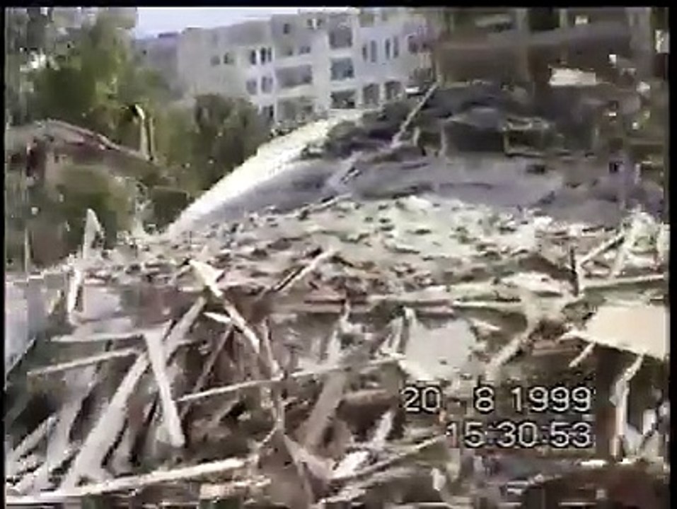 17 Ağustos Depremi Gerçek Görüntüler