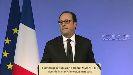 Hollande rend hommage à Emmanuelli, "mélange de certitude en granit et de tendresse en argile"