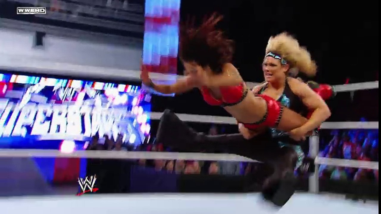 WWE Superstars  Beth Phoenix vs. Layla