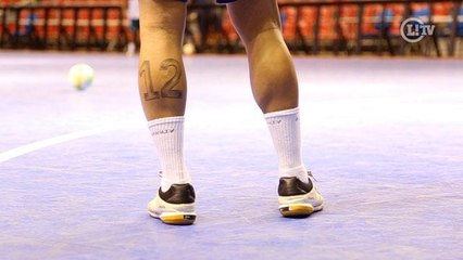 Perto de despedida, Falcão aceita ser 'Pelé do futsal' e torce por novos ídolos