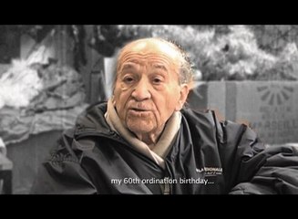 Le prêtre et la solidarité, chapitre Jeunesse,  ST English