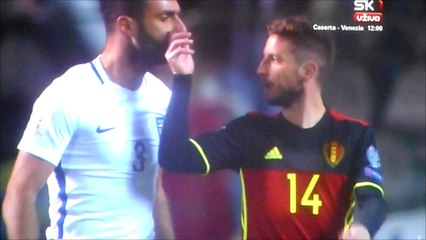 Dries Mertens Comically Grabs Georgios Tzavellas' Nose!