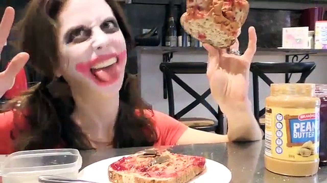 Сборник е е е е джокер Дети человек один человек Скелет Девушка-паук супергерой трет-рекс единорог яд� видео против вес вес вес в