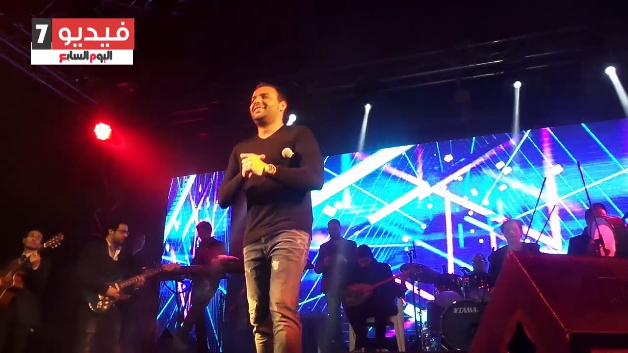رامى صبرى يغنى "ألف مشالله عليك" لايف