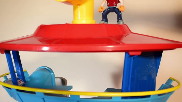 PAW PATROL ☆ Apprend les couleurs avec la Pat Patrouille ☆ Camion pompier rouge Camion pou