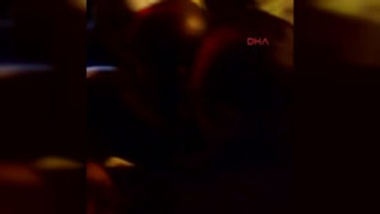 Izmir - Otomobil Ile Belediye Otobüsü Çarpıştı 1'i Ağır 7 Yaralı