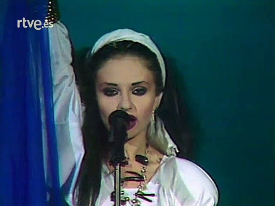 Alaska y Dinarama - Isis