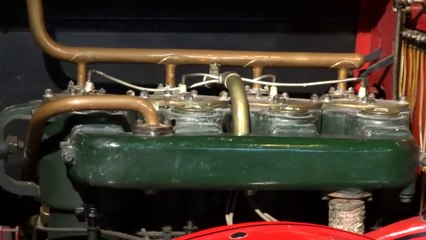 ベルギー　オートワールド　自動車の博物館