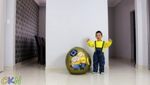 Super Giant Minions Surprise toys egg Opening Minion Bob Stuart Phil Ckn Toys-O8H