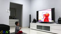 Watching Elmo's World on TV Suddenly Elmo Appears To Surprise Ckn Toys-eQXAEoC