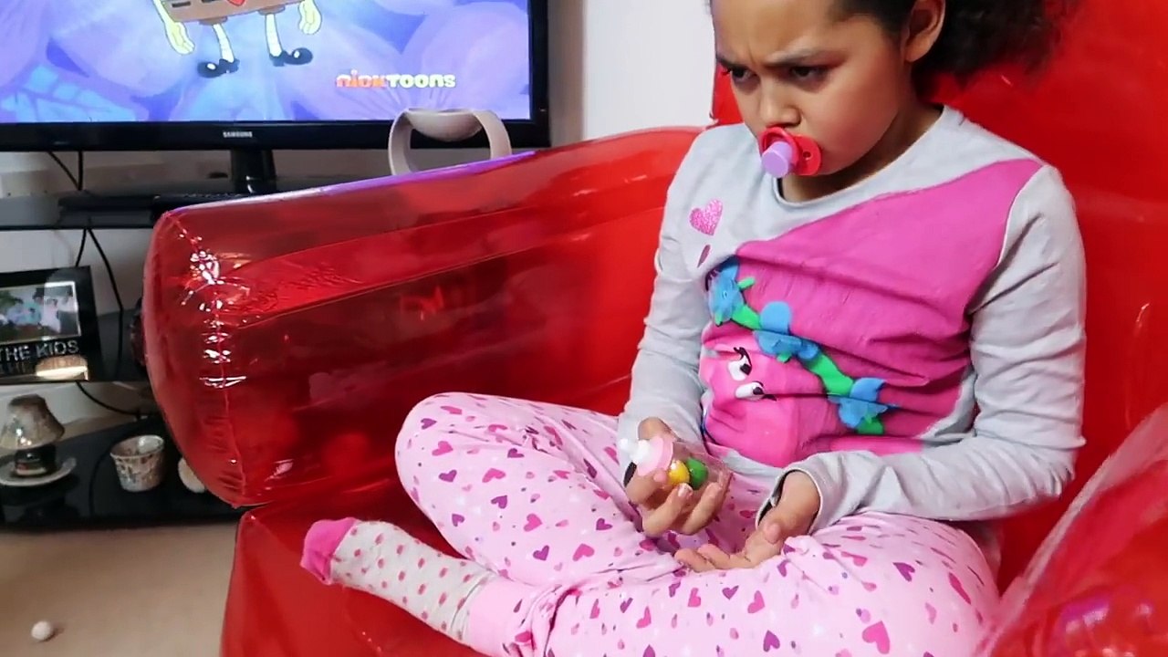 Bad Baby Bottle Magic Gumballs - Giant Gummy Chair - Crybaby Surprise Eggs nil moon