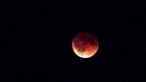 Blood Moon Total Lunar Eclipse 15 April, new | HD TIMELAPSE VIDEO
