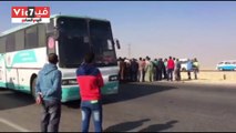 قارئ يشارك بفيديو لحادث انقلاب سيارتين على طريق الكريمات