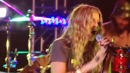 funny Fergie ft Slash - Sweet Child O'Mine