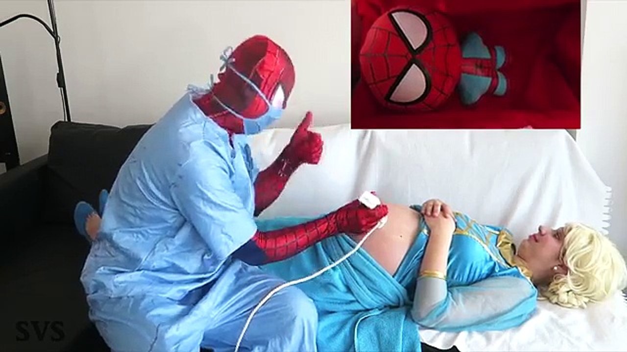 Frozen Elsa Becomes SpiderElsa! w/ Spiderman, Pink Spidergirl, Mermaid & Joker! Superhero