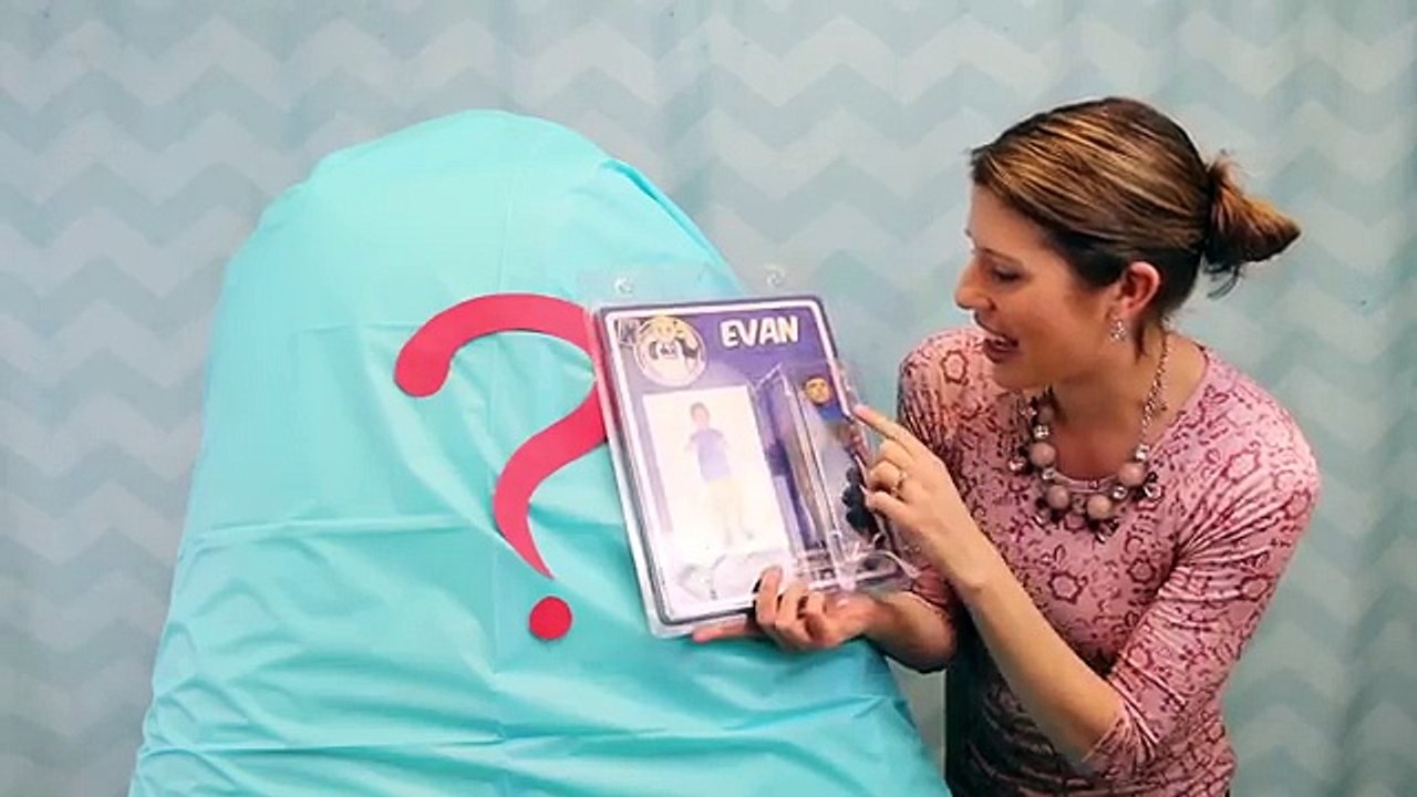 Действия аркада яйцо Фигура гигант неон сюрприз с disneycartoys unboxes evantubehd |