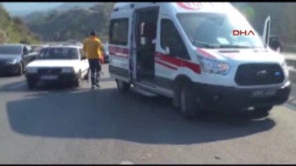 Manisa Bariyerlere Çarpan Motosiklet Sürücüsü Öldü