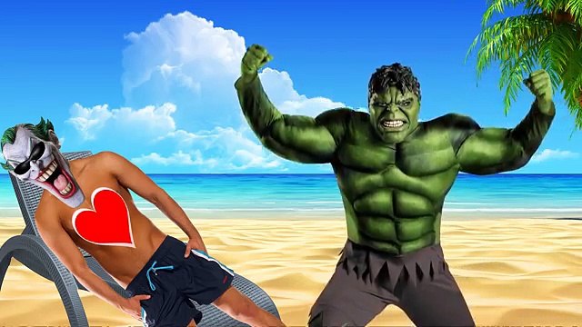 Spiderman BIG TONGUE BEES ATTACK Frozen Elsa blow gum Finger Family Nursery Rhymes Lyrics