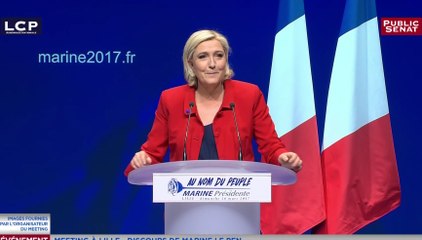 Marine Le Pen: "Macron est le Jean-Claude Van Damme de la politique"