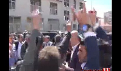 Sinan Oğan'ın toplantısına saldırı: Sopa, tekme, tokat ve yumruklar havada uçuştu