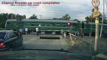 Super conducteur de voiture idiots à un passage à niveau de chemin de fer ✦ Driver Idiots Compilati
