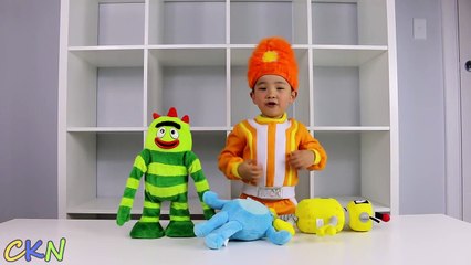 Yo Gabba Gabba Dancing and Singing Brobee Toodee Plex Ckn Toys-NsEM