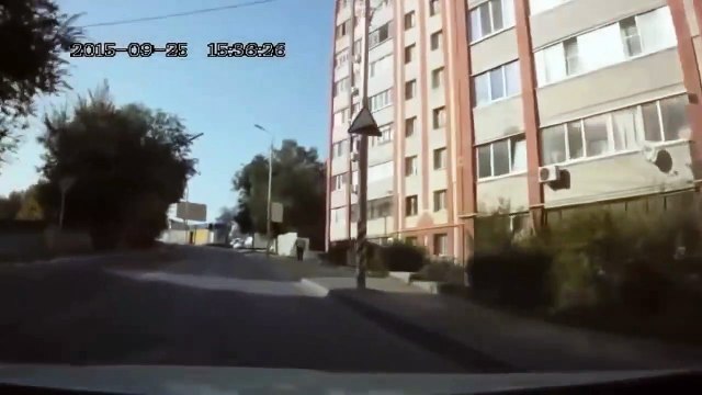 Compilation d accident de la route!! Camion, voiture, moto, piéton, Choc fro