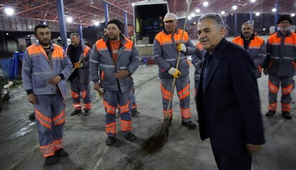 MELİKGAZİ BELEDİYESİ, SEMT PAZAR YERLERİNDE GECE TEMİZLİĞİ