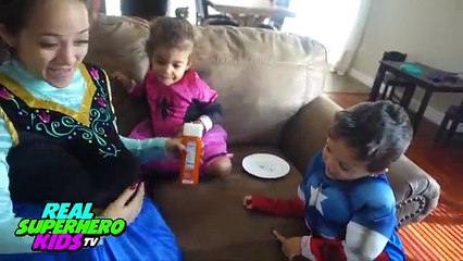 PREGNANT ANNA POO COLORED BALLS w/ PINK SPIDERGIRL & CAPTAIN AMERICA vs Joker Spiderman Superhero