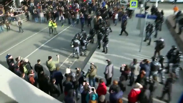 Как полиция в Москве арестовывала молодого парня