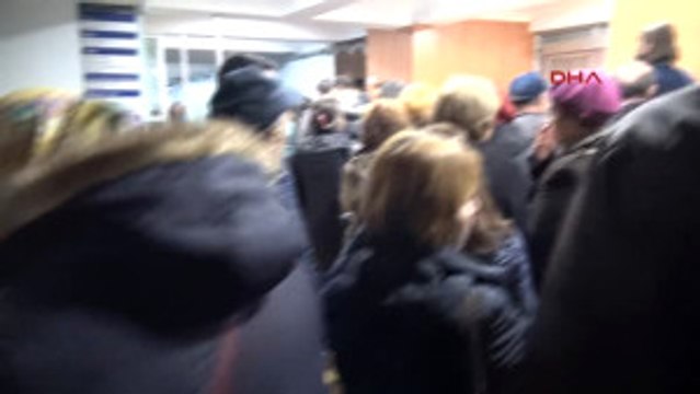 Bulgaristan'daki Seçim Için Istanbul'da Saat 07.00'de Sandık Başına Koştular Bulgaristan'daki Seçim...