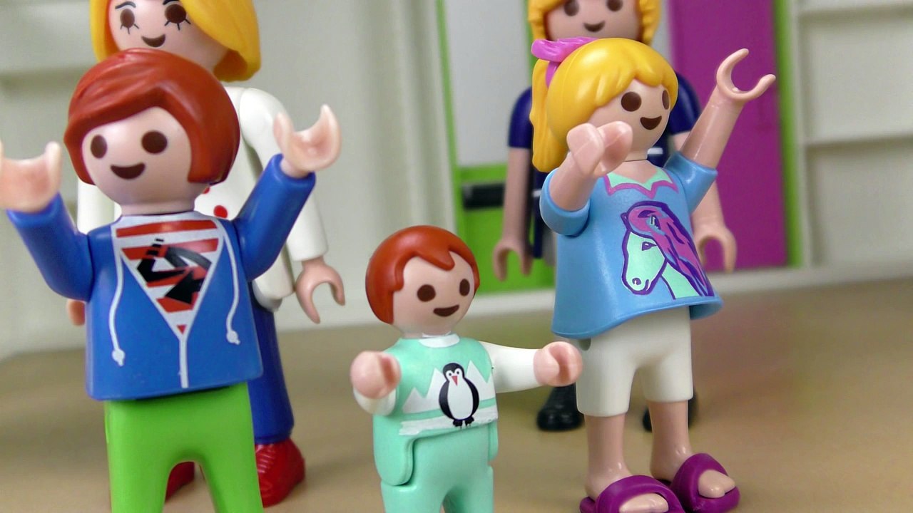 Film Playmobil en français - Cambrioleur dans la villa de luxe! Série Famille Brie