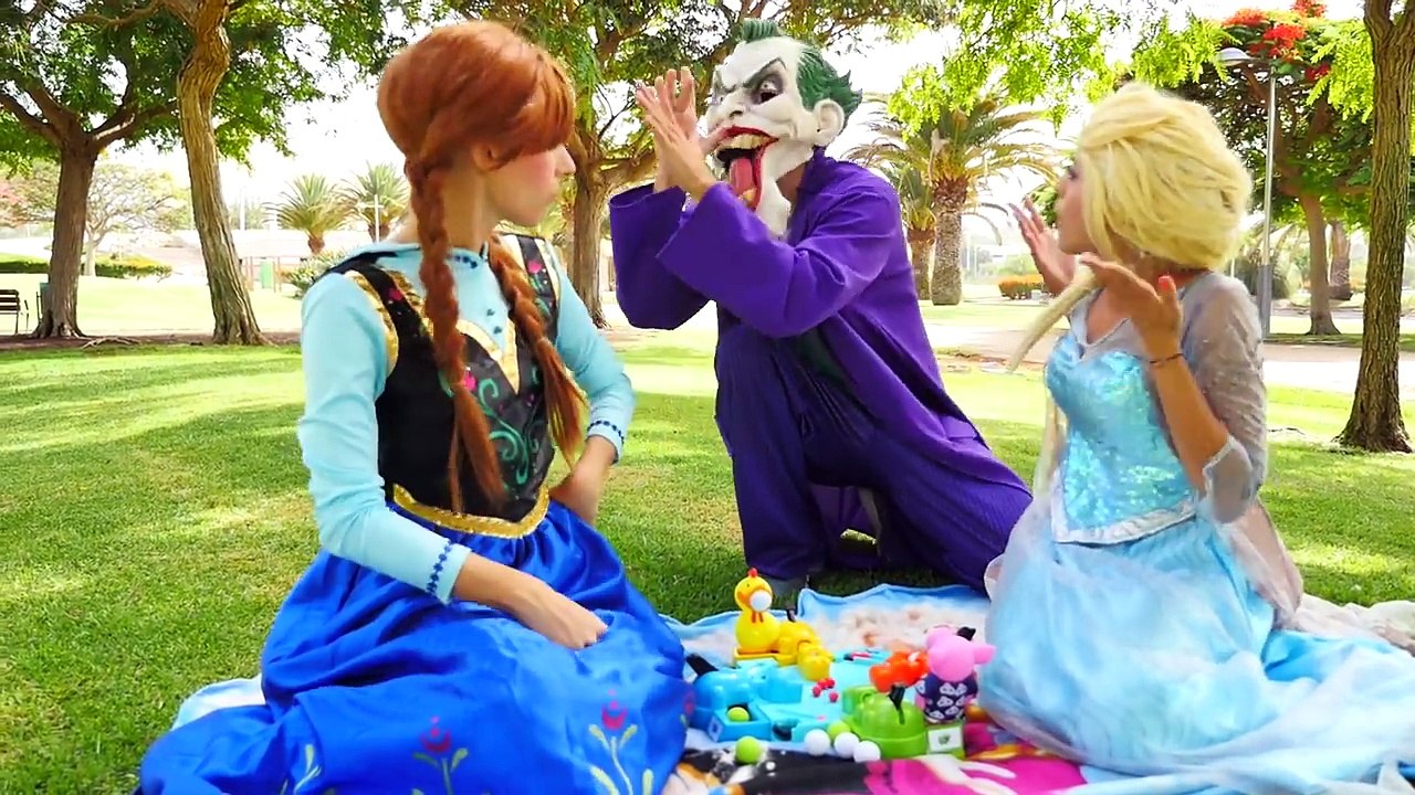 Frozen Elsa Kidnapped by Bad Venom Joker vs Released by Spiderman Captain Nerf War Gun vs