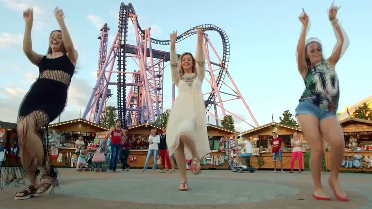 Nelly Furtado - Say It Right (Remix)