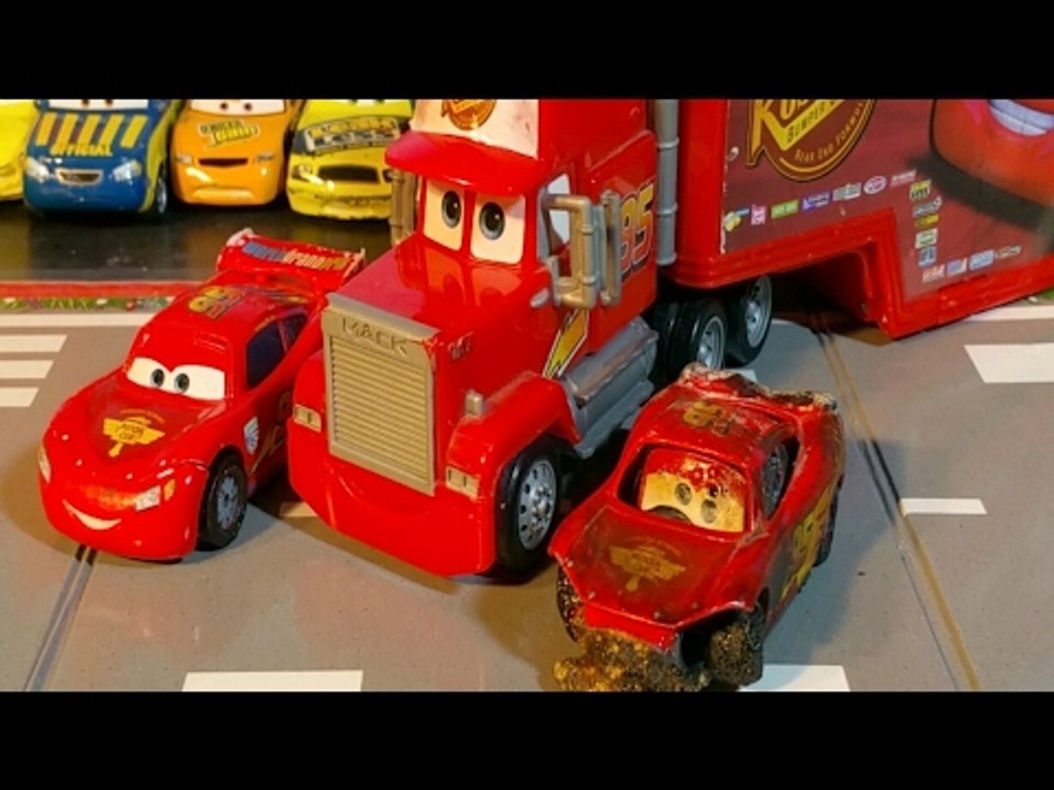 Burned Up Lightning McQueen And Transporter Mack