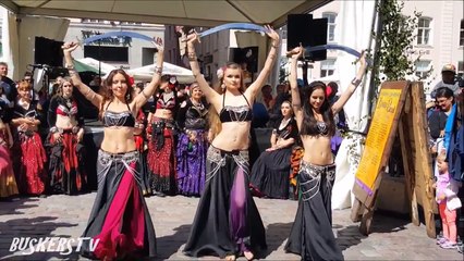 Body Art Performance ☆ Belly Dancer Vizry & Body Painter Mayura